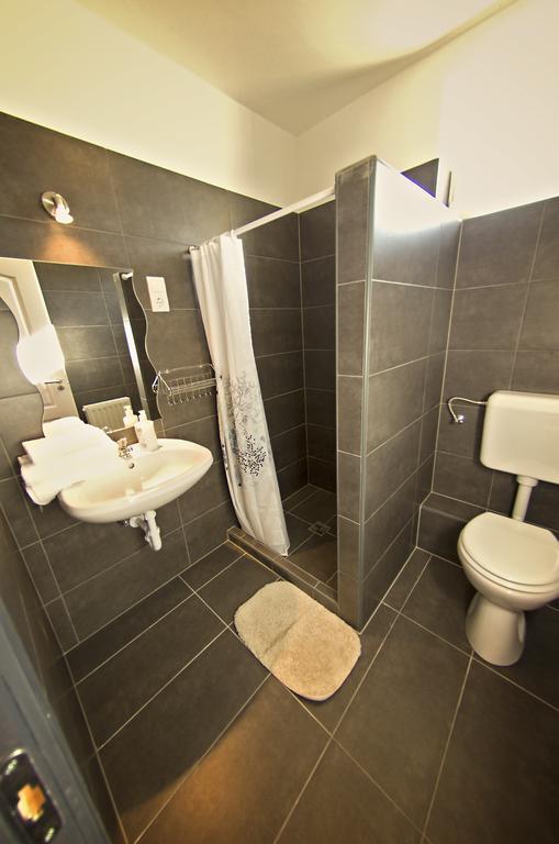 Luca Apartman Sopron Ruang foto